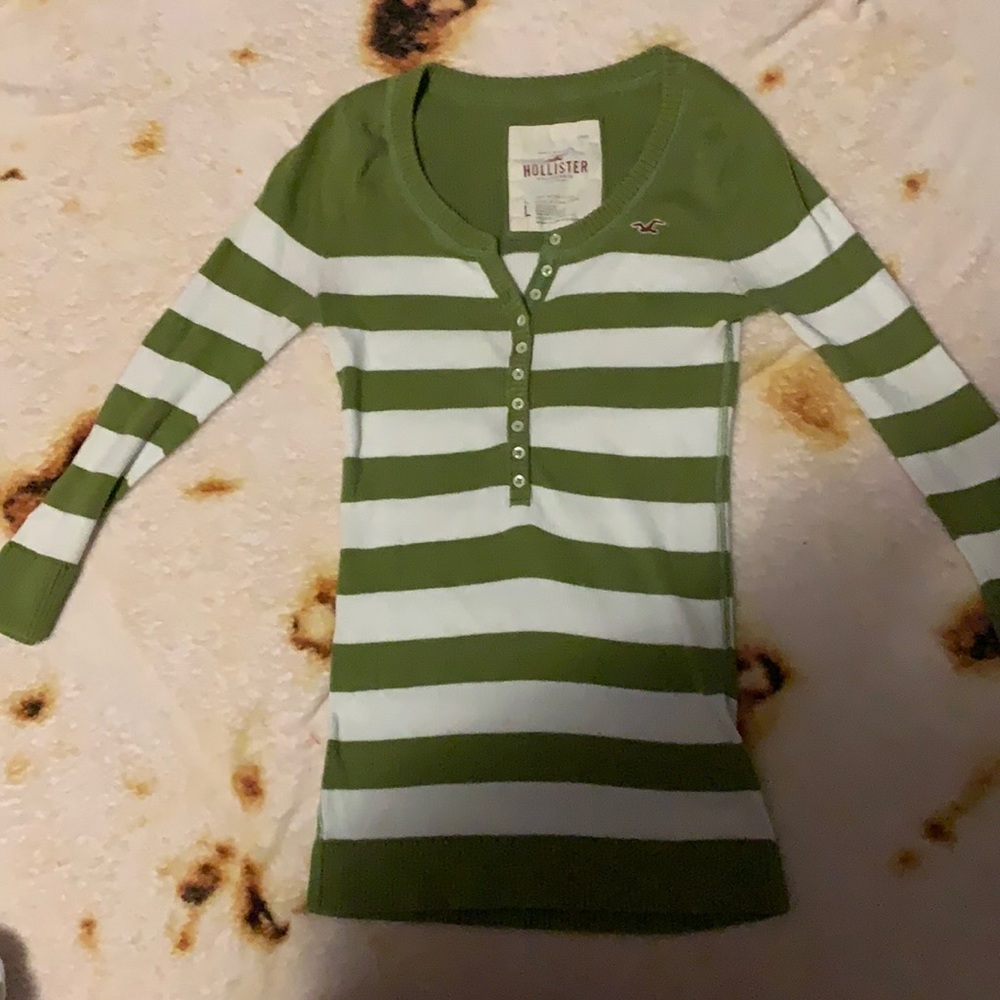 Hollister mid sleeve top